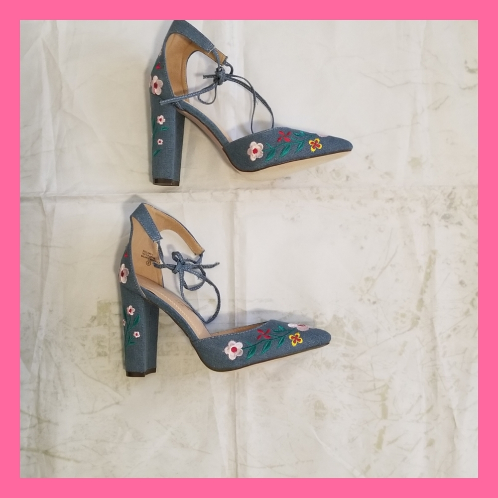 Denim Floral Heels🦋 - Picture 5 of 6
